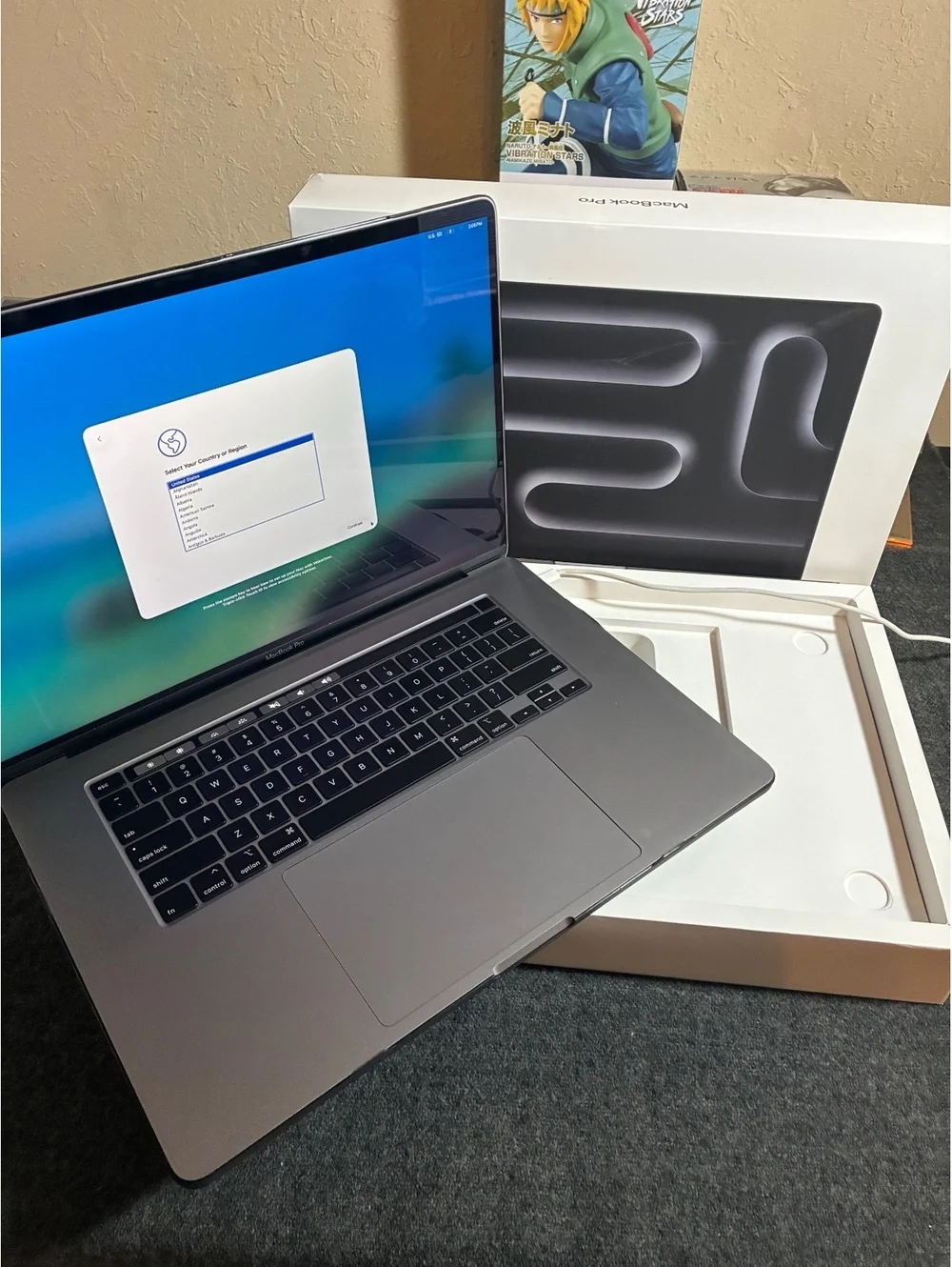 Apple Macbook pro 16”MacOS 2026, ram 64gb, ssd 512gb, Apple I9-core, with box, A